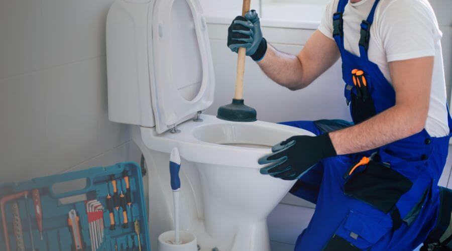 Expert burst pipe repair services in Linch, WY